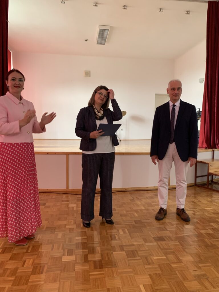 Obraćanje na svečanoj dodjeli DSD diploma